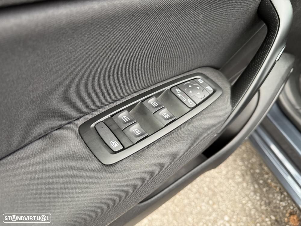 Renault Mégane 1.5 Blue dCi Techno EDC - 16