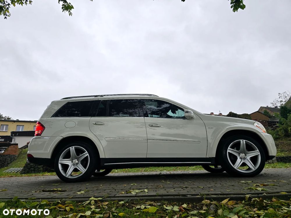 Mercedes-Benz GL 350 CDI - 22
