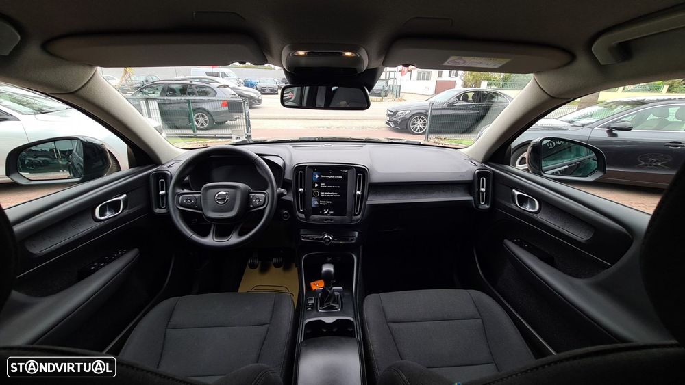 Volvo XC 40 1.5 T2 Momentum Plus - 20