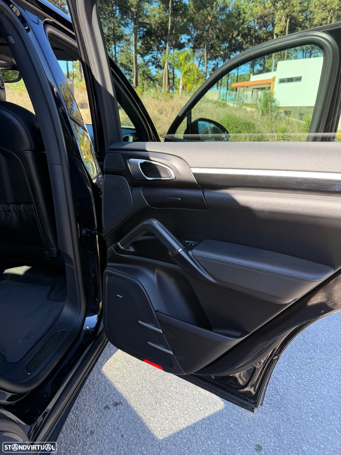 Porsche Cayenne Platinum Edition - 17