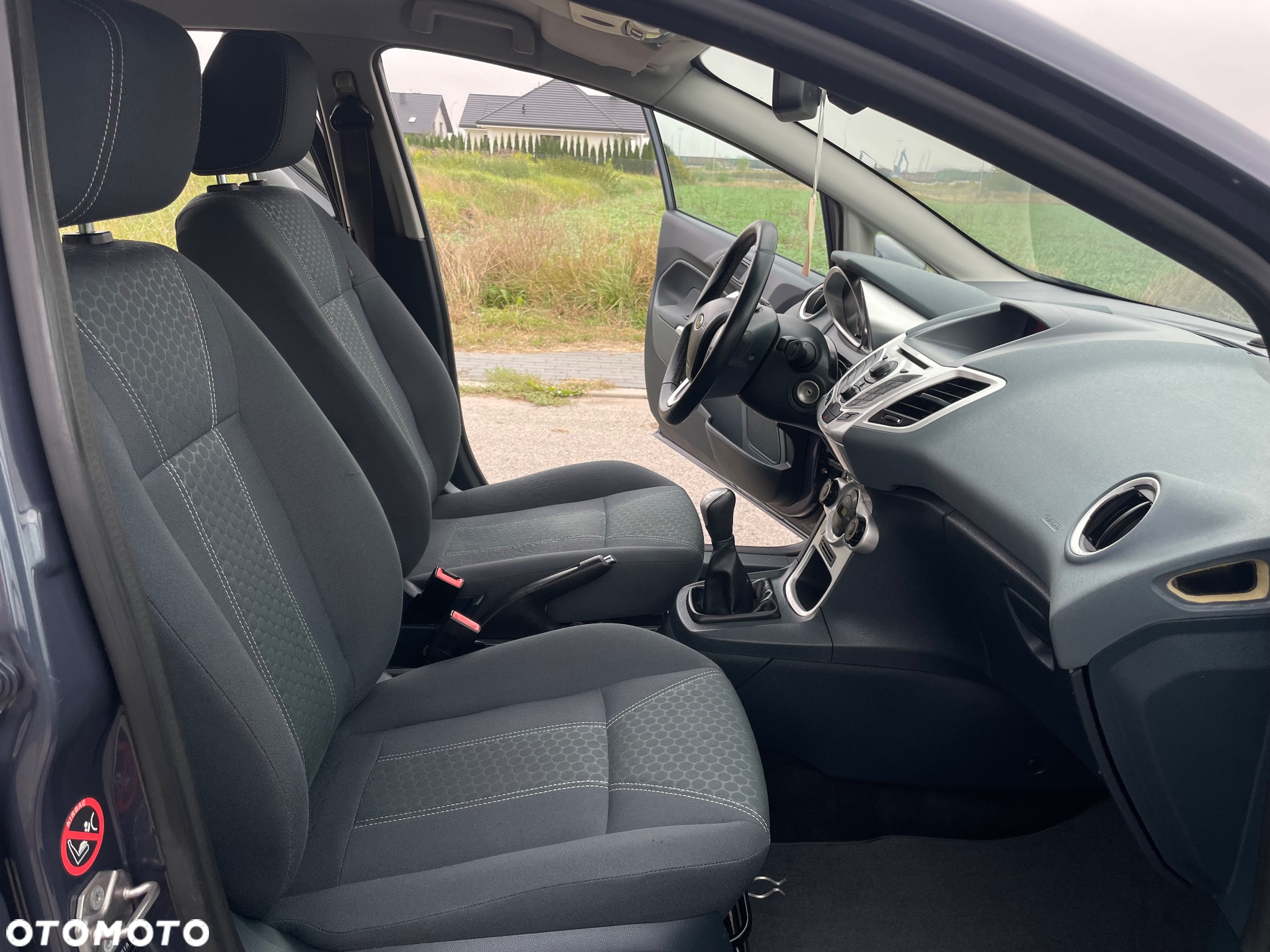 Ford Fiesta 1.6 TDCi DPF Titanium - 16