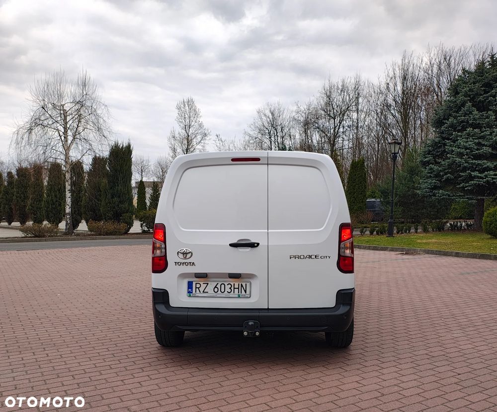 Toyota Proace - 11