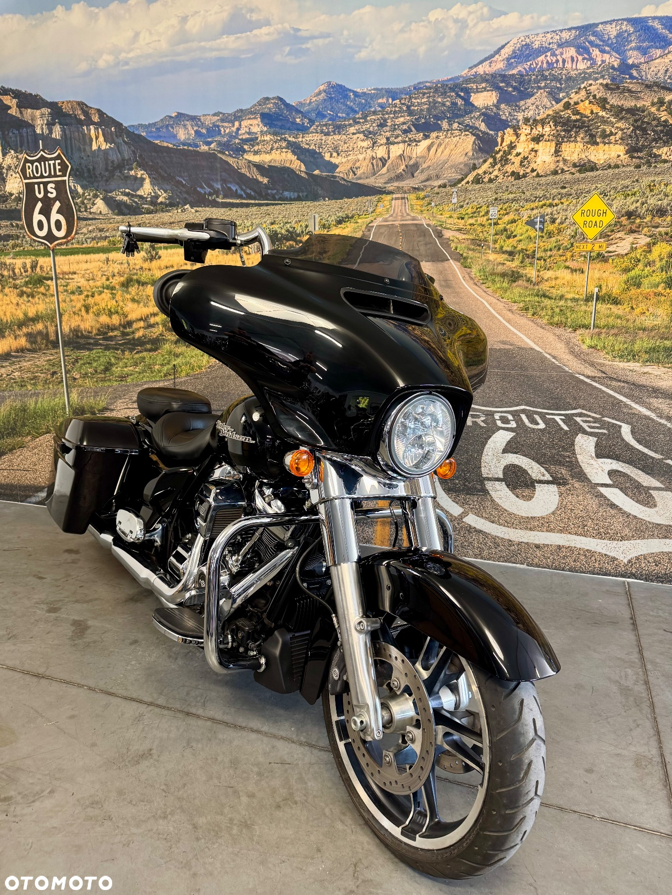 Harley-Davidson Touring Street Glide - 3