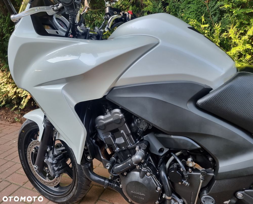 Honda CBF - 11