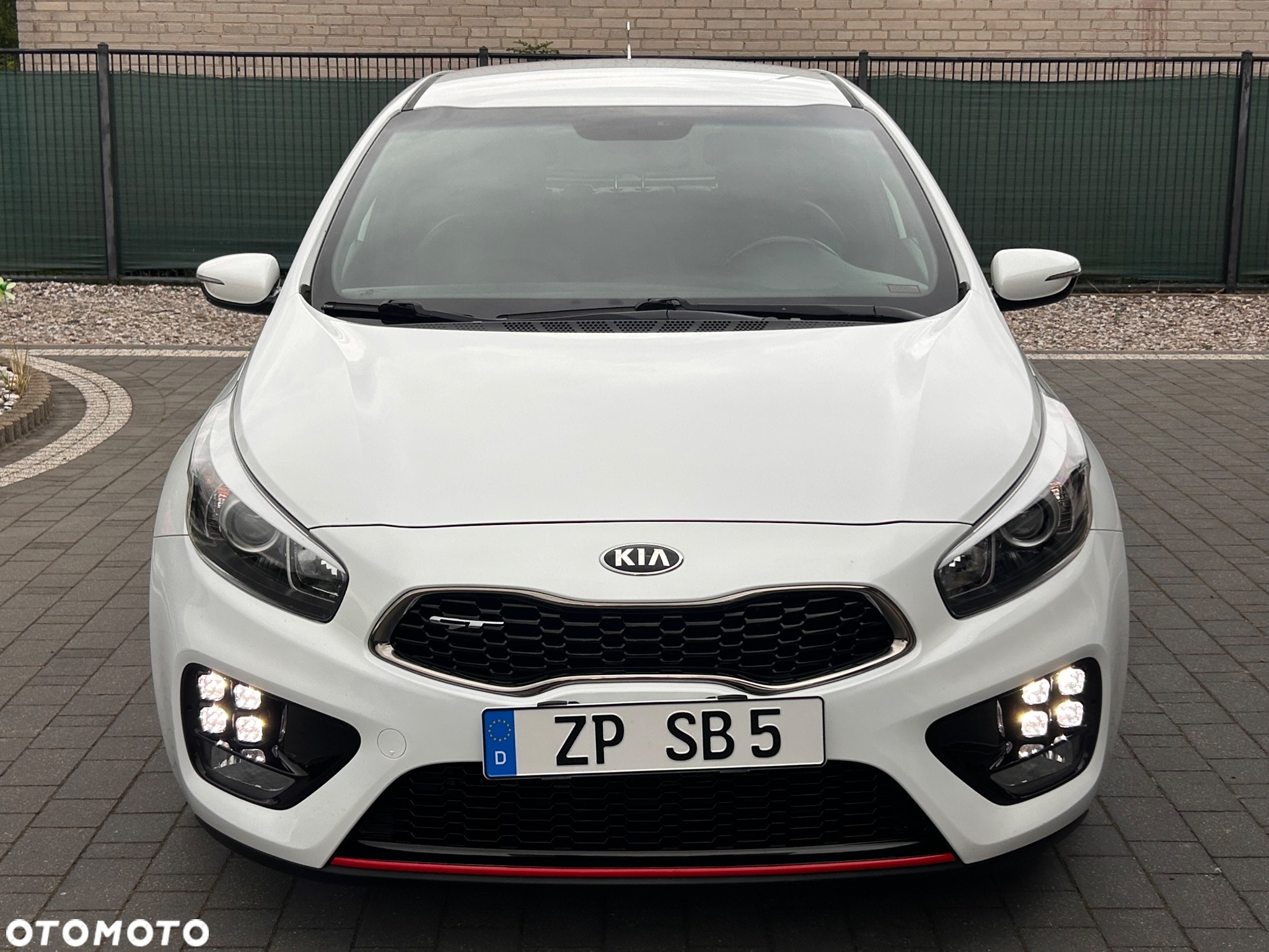 Kia Ceed 1.6 T-GDI GT-Track - 15