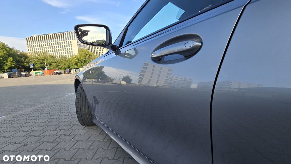 BMW Seria 3 320d xDrive mHEV M Sport - 13