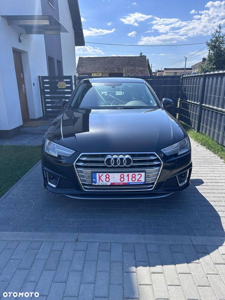 Audi A4 Limousine - 11