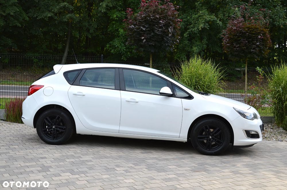 Opel Astra 1.4 ecoFLEX Cosmo - 5