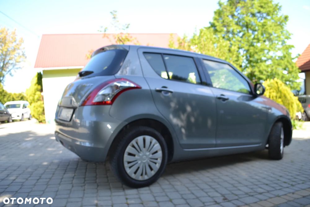 Suzuki Swift 1.2 4x4 Club - 8
