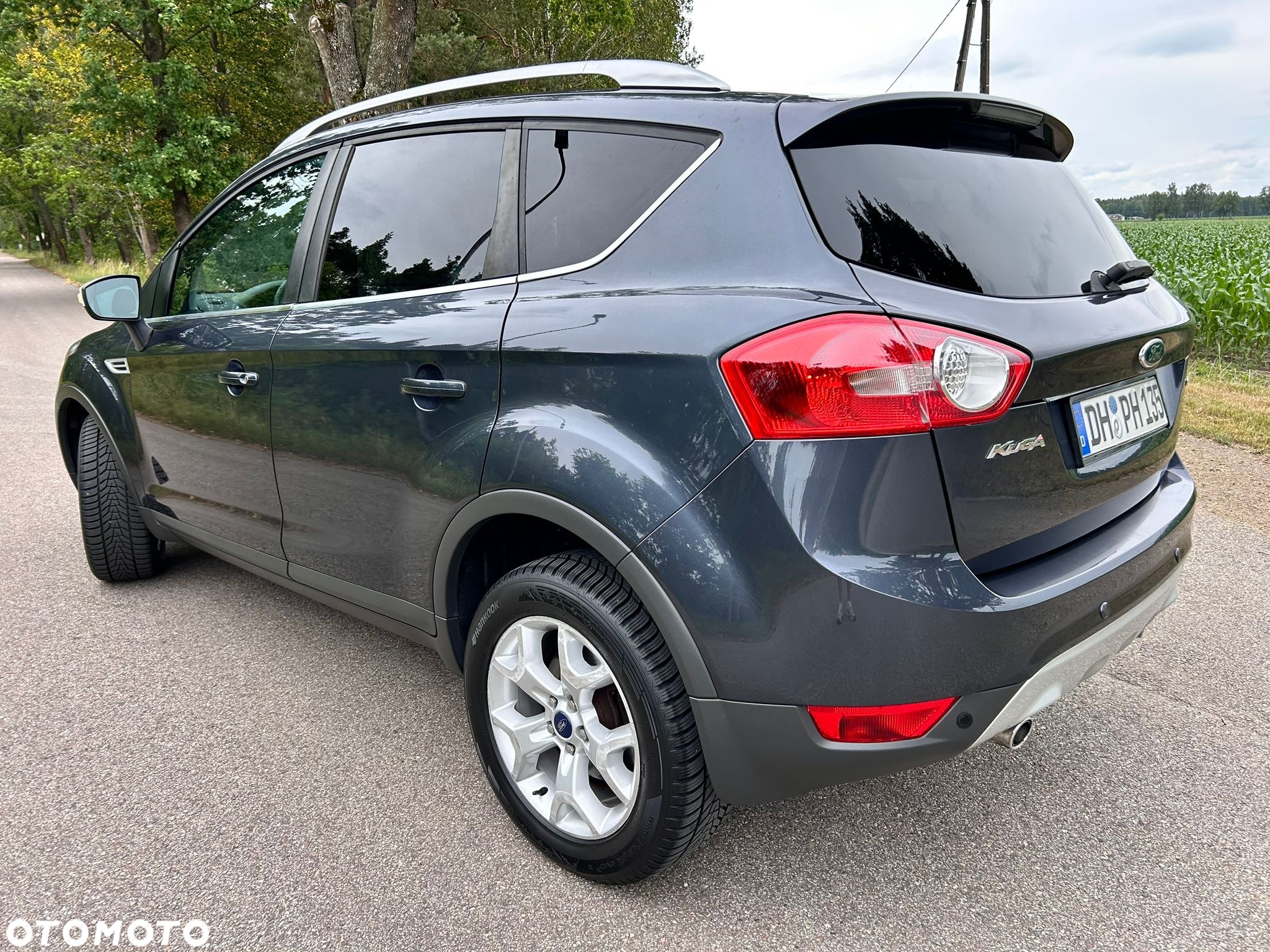 Ford Kuga 2.0 TDCi 2x4 Titanium - 4