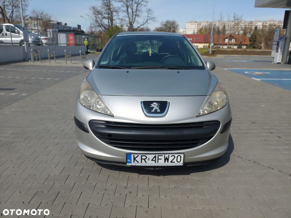 Peugeot 207 1.4 Presence - 2