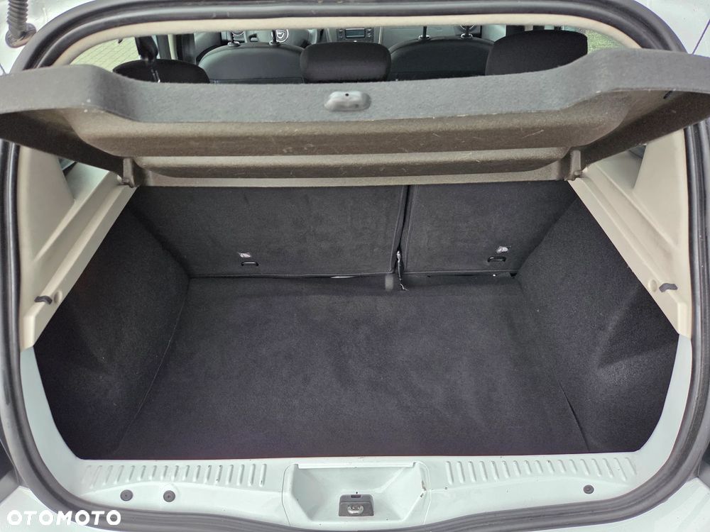 Dacia Sandero TCe 90 Celebration - 7