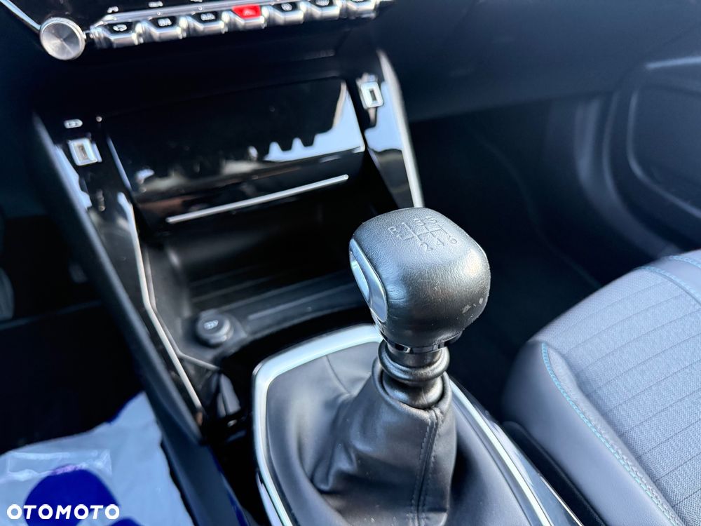 Peugeot 2008 BlueHDi 110 Allure - 19