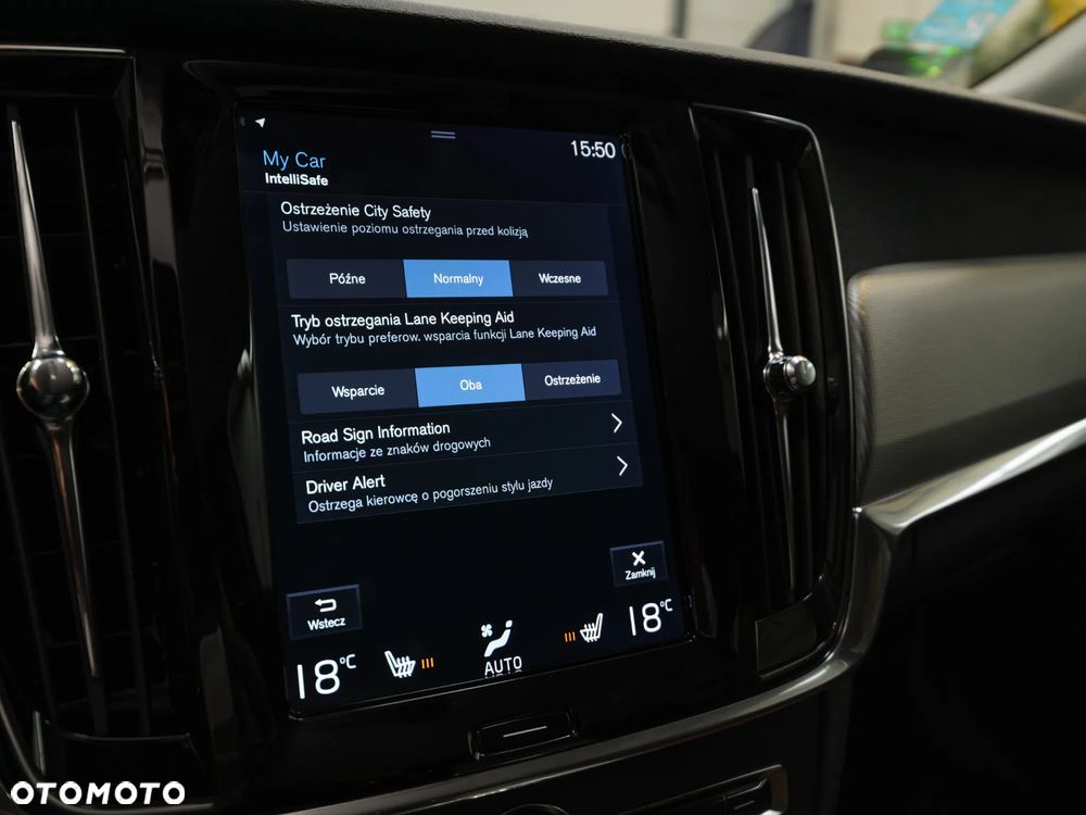 Volvo V90 Cross Country D4 AWD Pro - 34