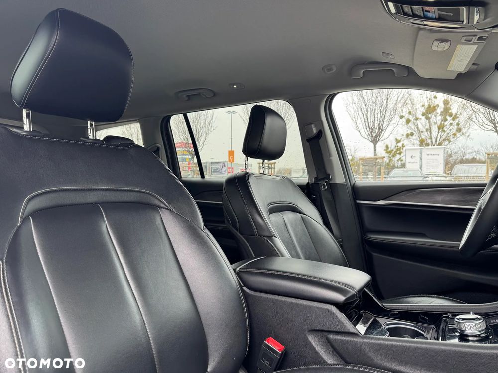 Jeep Grand Cherokee - 14