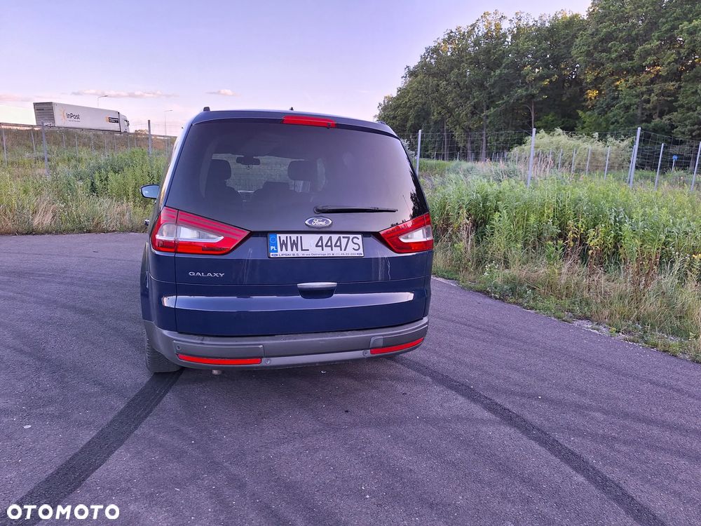 Ford Galaxy - 4