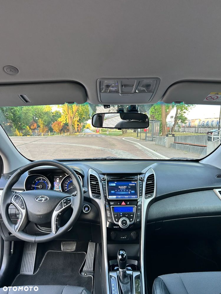 Hyundai i30 1.6 CRDi Automatik Style - 10