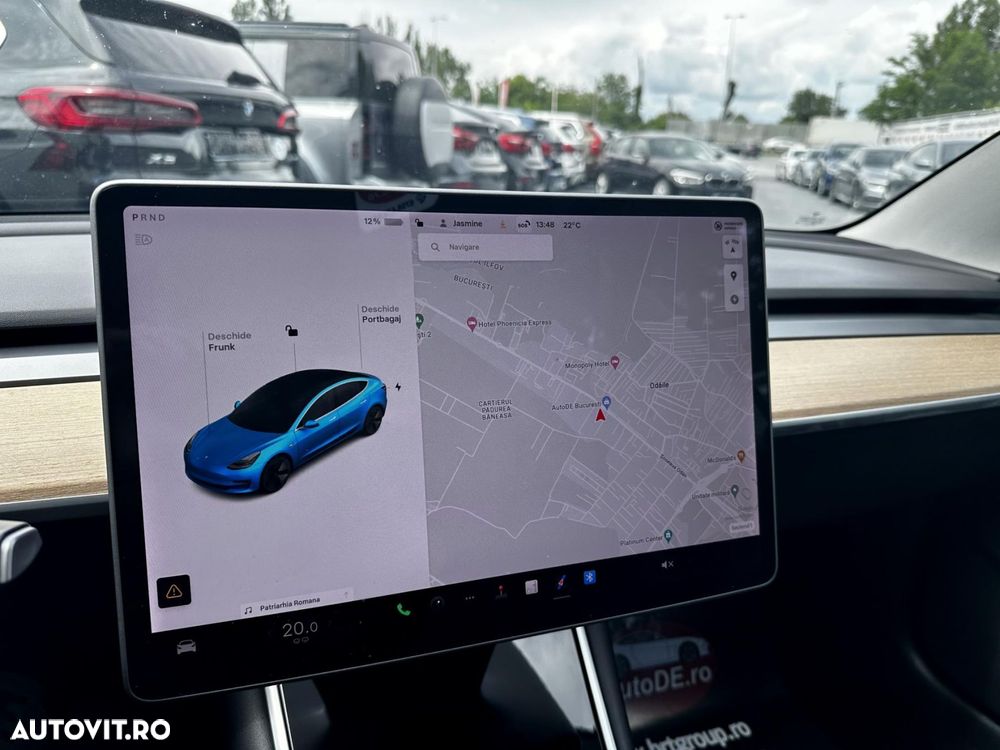 Tesla Model 3 - 11