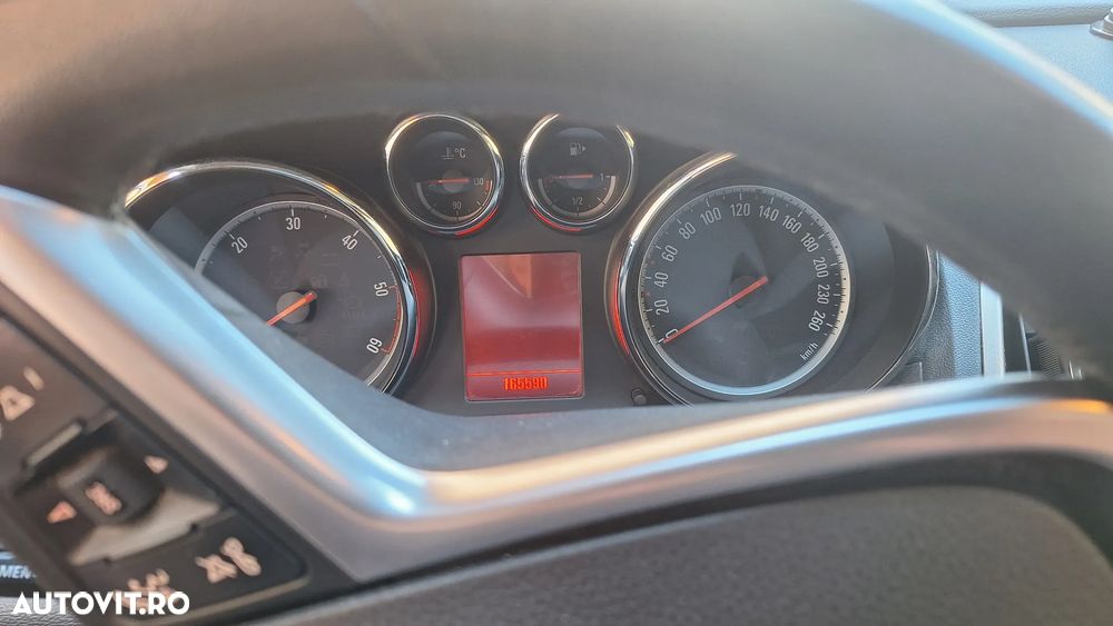Opel Astra - 11
