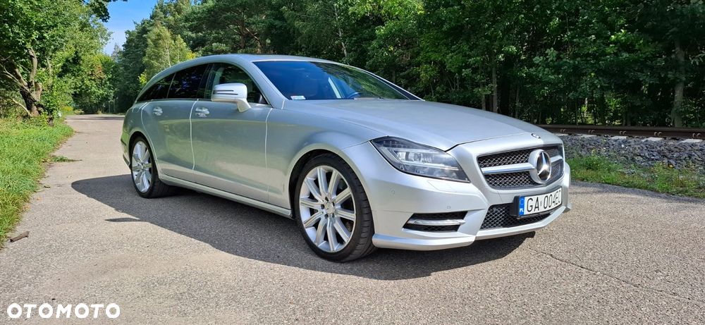 Mercedes-Benz CLS 350 CDI 4-Matic BlueEff - 2