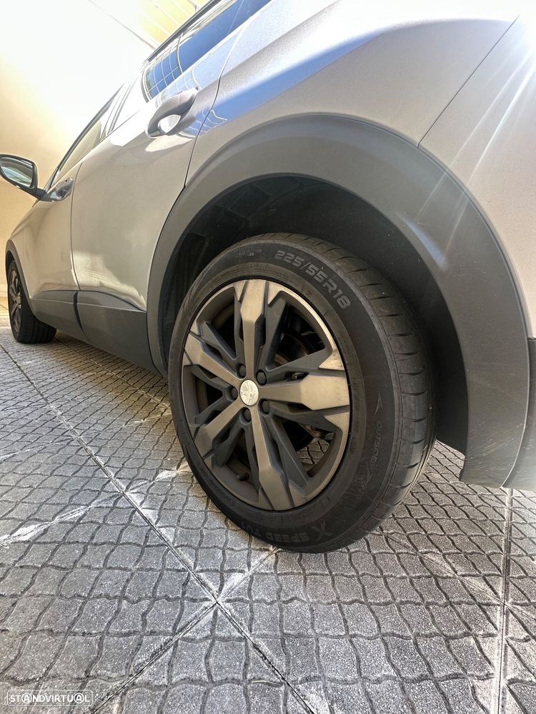 Peugeot 3008 - 12