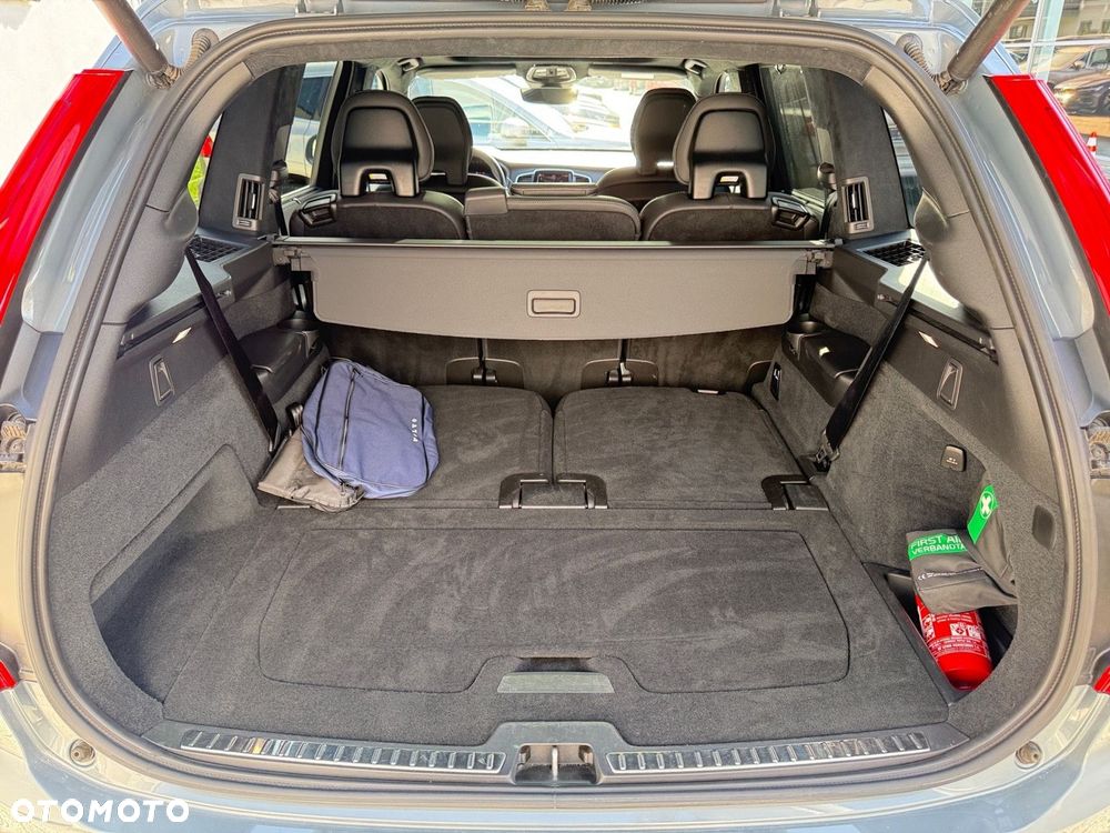 Volvo XC 90 - 31