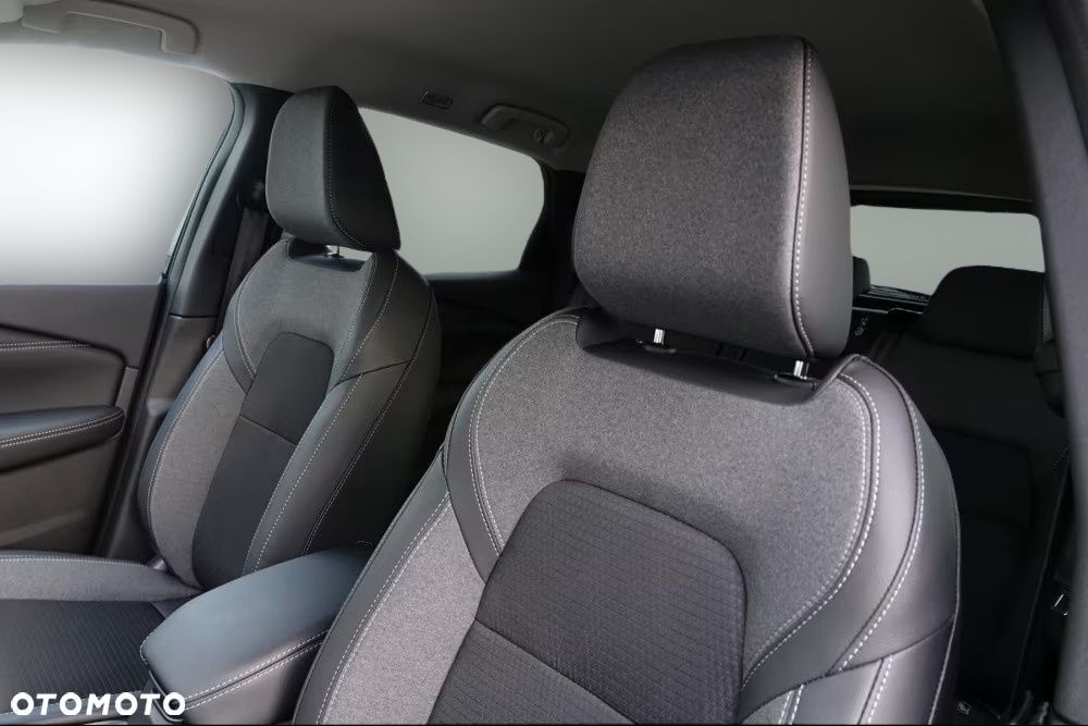 Nissan Qashqai 1.3 DIG-T mHEV N-Connecta Xtronic - 6