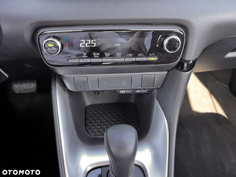 Toyota Yaris Hybrid 1.5 Comfort - 16