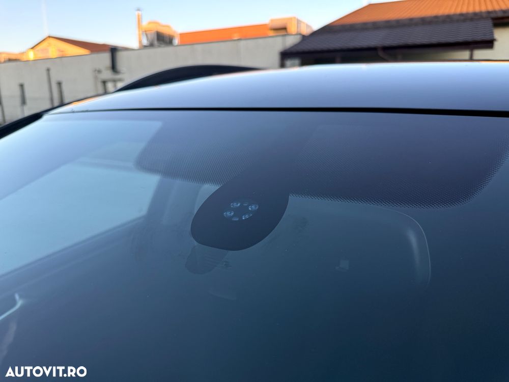 Volkswagen Golf 1.6 BlueTDI Comfortline - 28