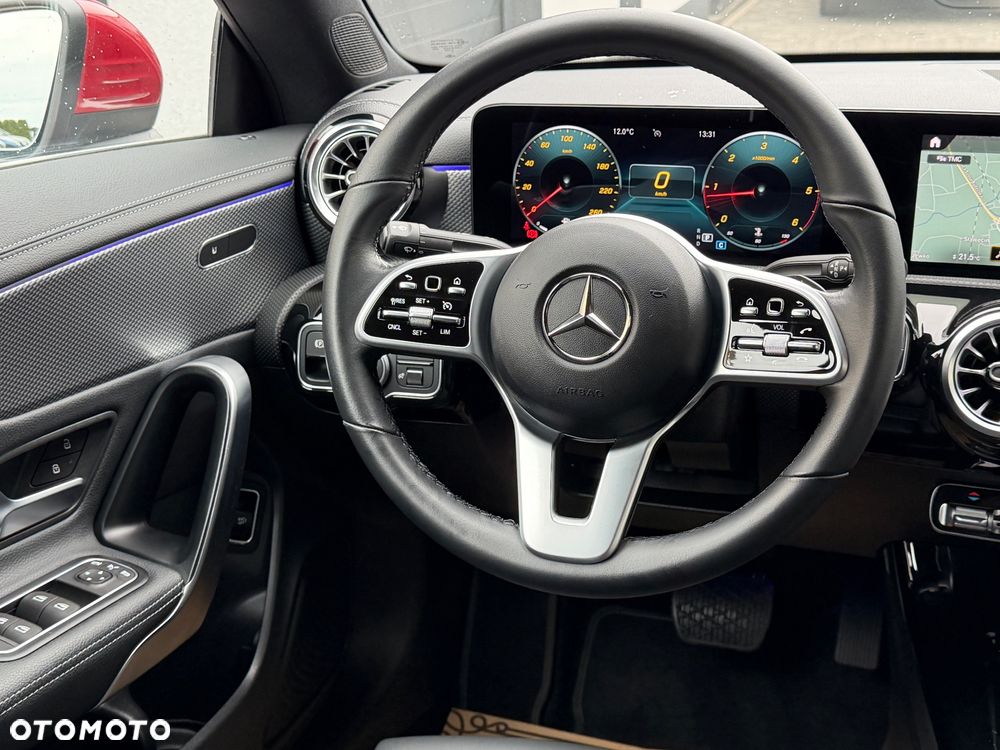 Mercedes-Benz CLA 200 d Progressive 8G-DCT - 39