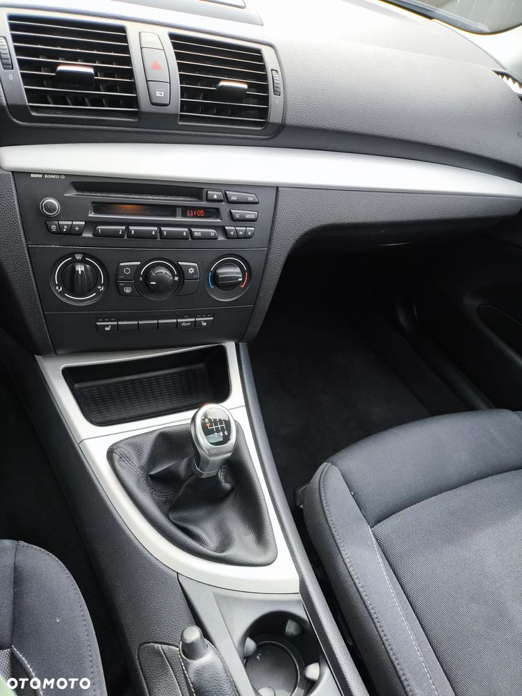 BMW Seria 1 118i - 15