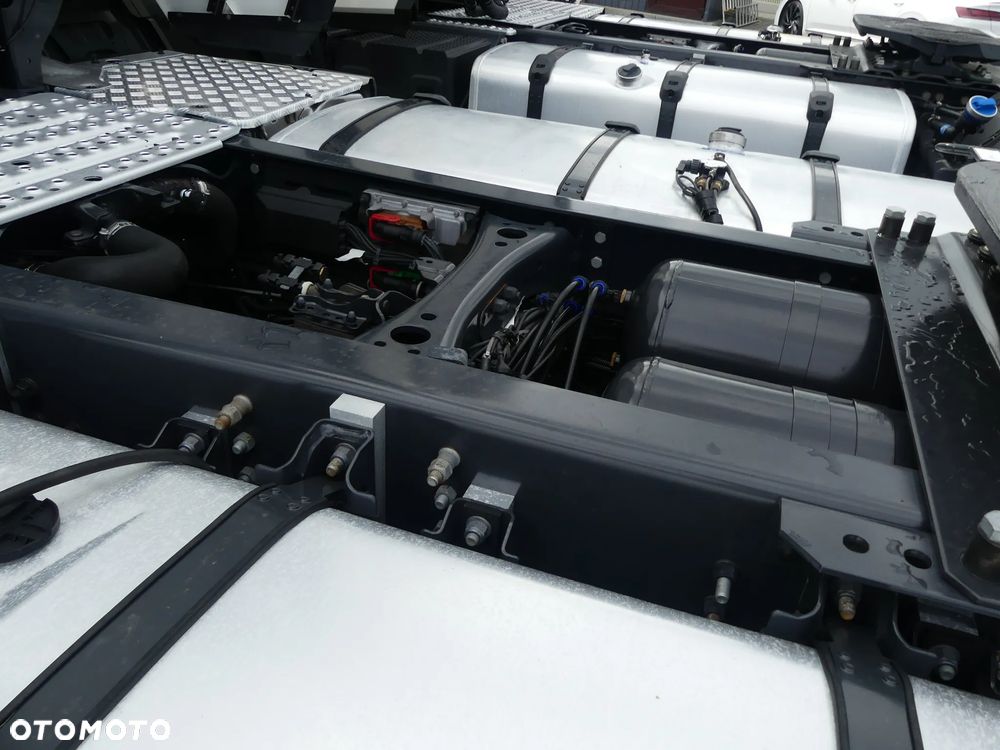 Scania R450 / EURO 6 / RETARDER / STANDARD / AUTOMAT / - 19
