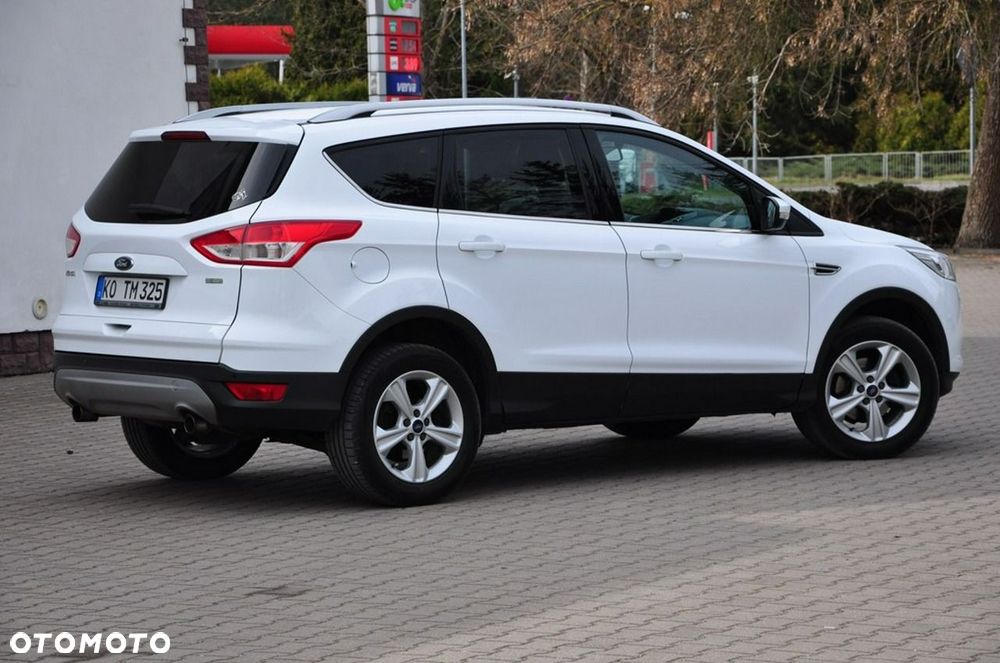 Ford Kuga - 12