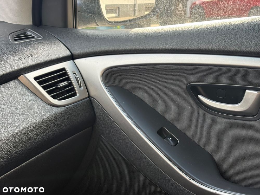 Hyundai i30 1.6 Classic - 13