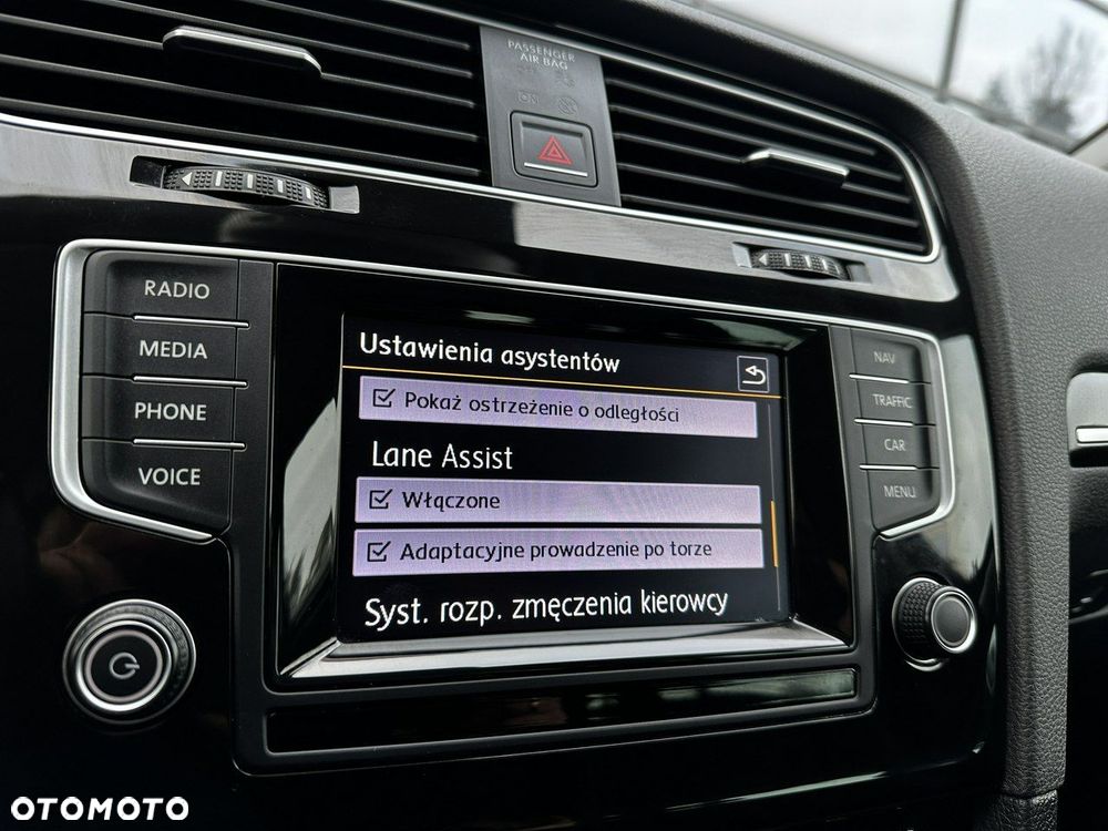 Volkswagen Golf 2.0 TDI (BlueMotion Technology) DSG Highline - 27