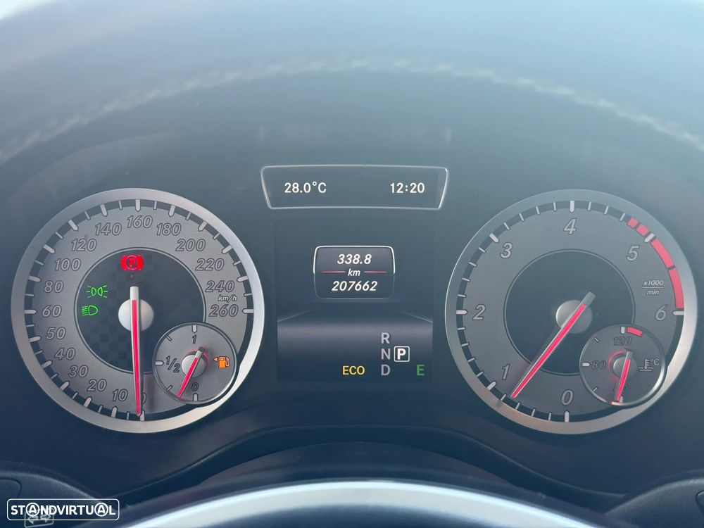 Mercedes-Benz A 200 CDI 7G-DCT Urban - 29