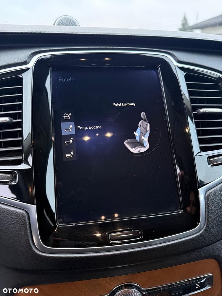 Volvo XC 90 D5 SCR AWD Inscription - 20