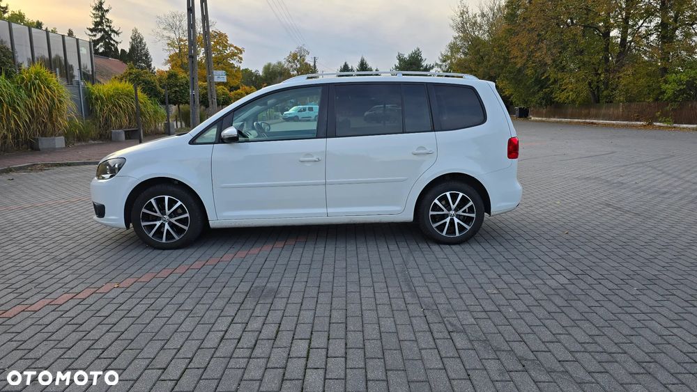 Volkswagen Touran 1.6 TDI DPF Highline - 12