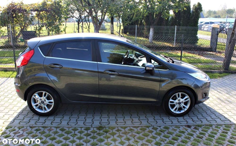 Ford Fiesta - 7