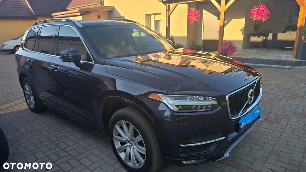Volvo XC 90 - 1
