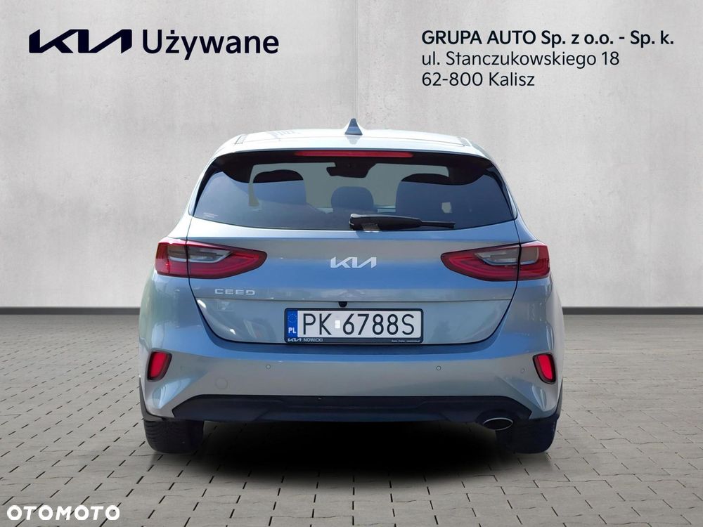 Kia Ceed - 4