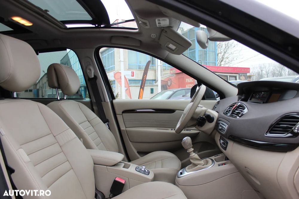 Renault Grand Scenic ENERGY dCi 130 S&S Bose Edition - 20