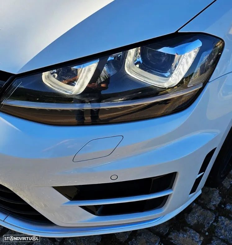 VW Golf 2.0 TSi R - 11