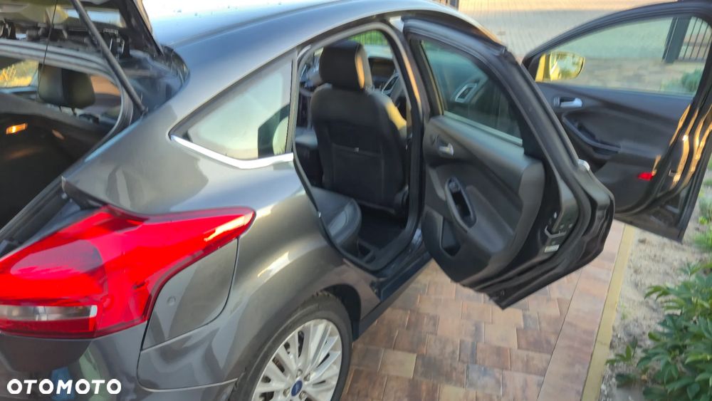 Ford Focus - 10