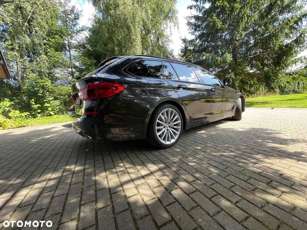BMW Seria 5 520d xDrive Luxury Line sport - 20