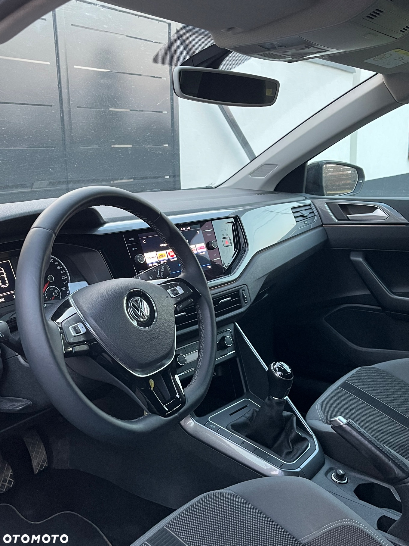 Volkswagen Polo - 8