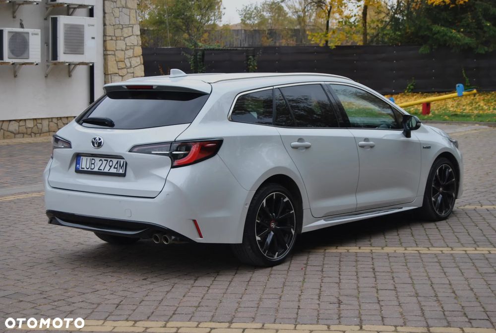 Toyota Corolla 2.0 Hybrid GR Sport - 3