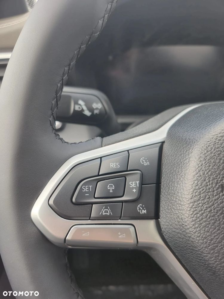 Volkswagen Amarok - 14