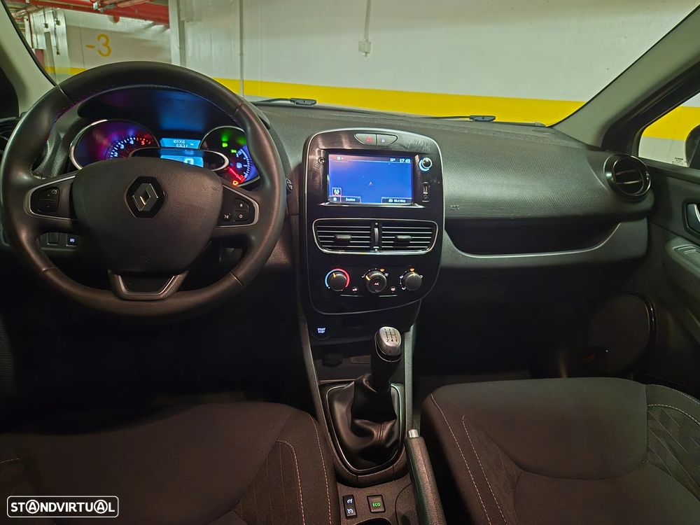 Renault Clio Sport Tourer dCi 90 Limited - 29