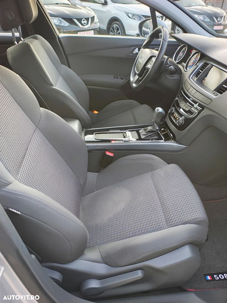 Peugeot 508 BlueHDi 120 EAT6 Stop&Start Allure - 21